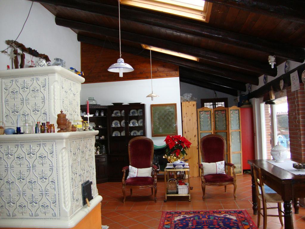 Bed and Breakfast Cascina Nel Bosco Moncucco Torinese Екстер'єр фото