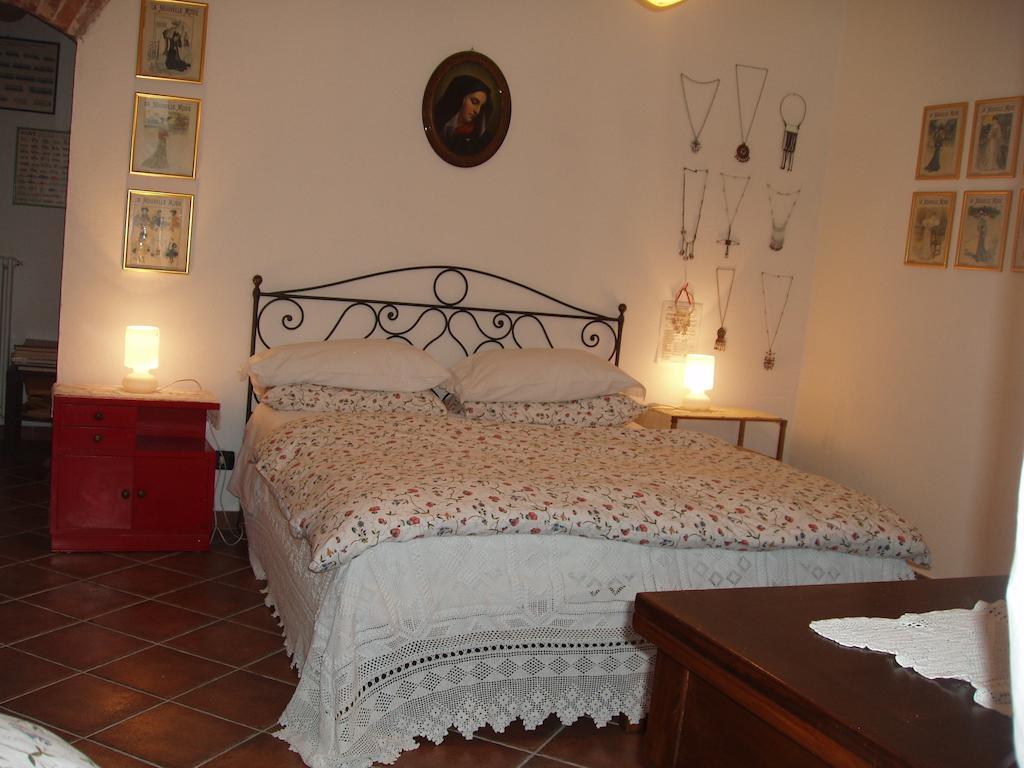 Bed and Breakfast Cascina Nel Bosco Moncucco Torinese Екстер'єр фото